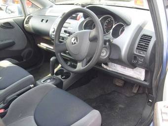 2002 Honda Fit Photos