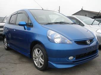 2002 Honda Fit Photos