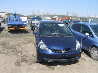 2002 Honda Fit Photos