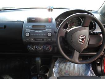 2002 Honda Fit Pictures