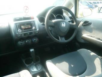 2002 Honda Fit Photos