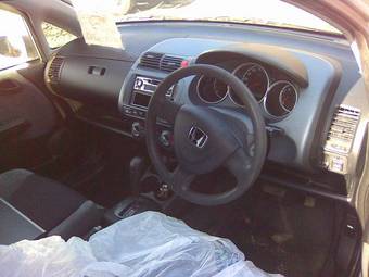 2002 Honda Fit Pictures