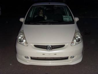 2002 Honda Fit Photos