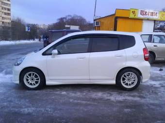 2002 Honda Fit Photos