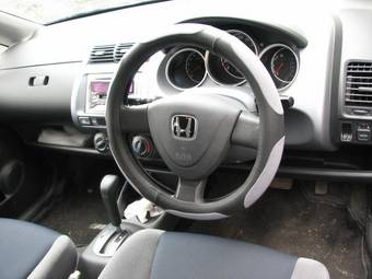 2002 Honda Fit Photos