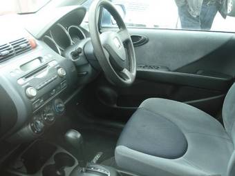 2002 Honda Fit Pictures