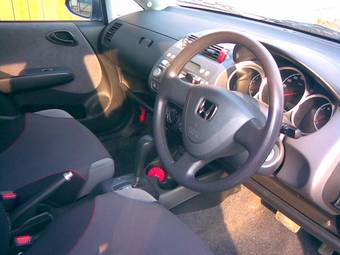 2002 Honda Fit Photos