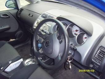 2002 Honda Fit Photos