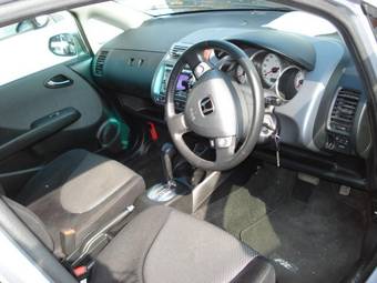 2002 Honda Fit Photos