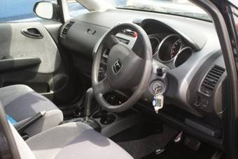 2002 Honda Fit Photos