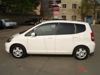 2002 Honda Fit Photos