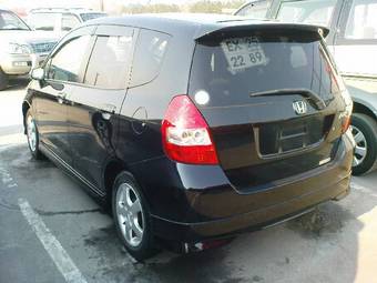 2002 Honda Fit Pictures