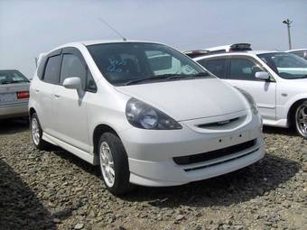 2002 Honda Fit Pictures