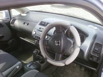 2002 Honda Fit Pictures