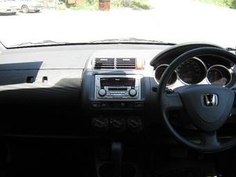 2002 Honda Fit Pictures