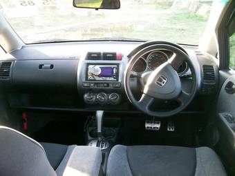 2002 Honda Fit Photos