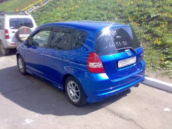 2002 Honda Fit Pictures