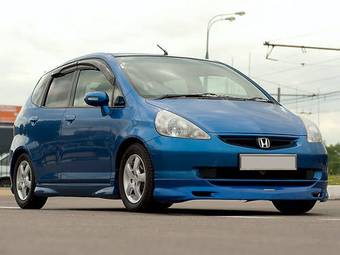 2002 Honda Fit Photos