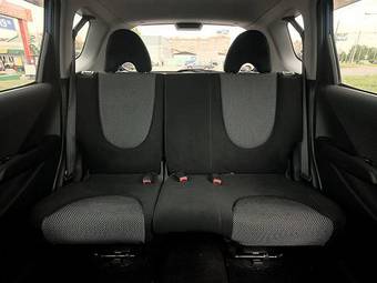 2002 Honda Fit Photos