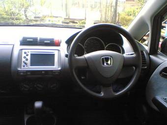 2002 Honda Fit Photos