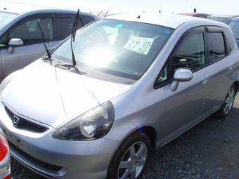2002 Honda Fit Photos