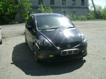 2002 Honda Fit Pictures