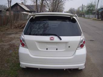 2002 Honda Fit Pictures
