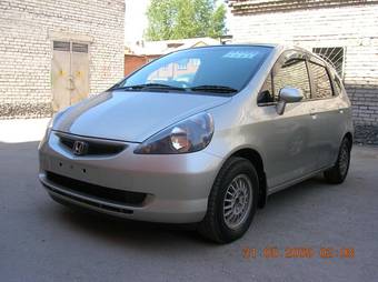 2002 Honda Fit Pictures