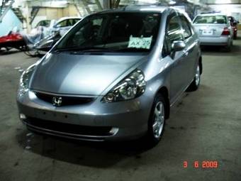 2002 Honda Fit Pictures
