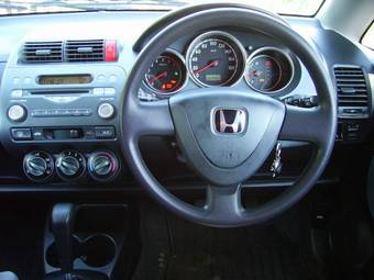 2002 Honda Fit Photos