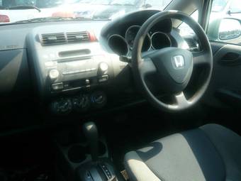 2002 Honda Fit Photos