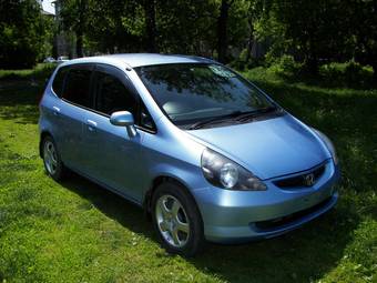 2002 Honda Fit Pictures