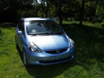 2002 Honda Fit Photos