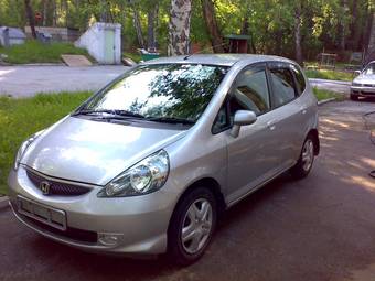 2002 Honda Fit Photos