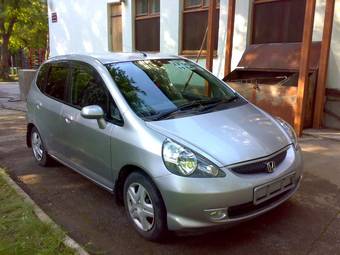 2002 Honda Fit Pictures