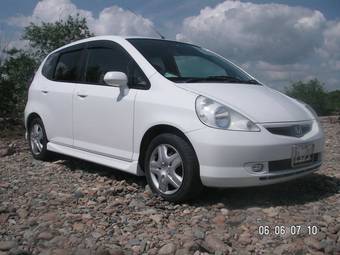 2002 Honda Fit Pictures