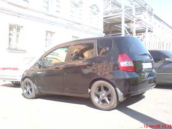 2002 Honda Fit Photos