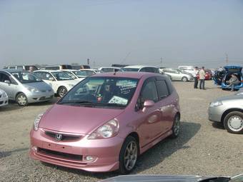 2002 Honda Fit Pictures