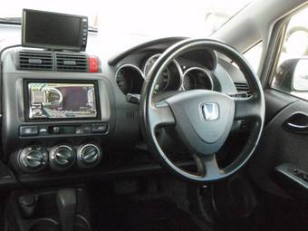 2002 Honda Fit Photos