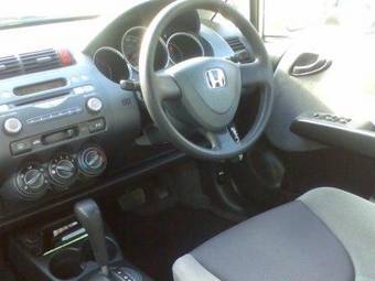 2002 Honda Fit Pictures