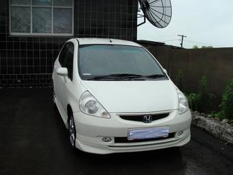 2002 Honda Fit Photos