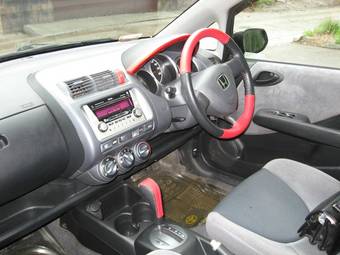2002 Honda Fit Pictures
