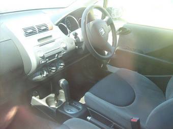 2002 Honda Fit Pictures