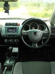 2002 Honda Fit Photos