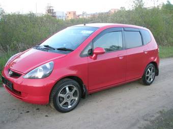 2002 Honda Fit Photos