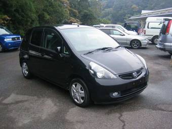 2002 Honda Fit Photos