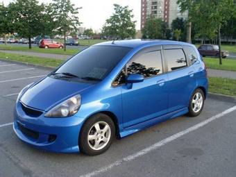 2002 Honda Fit Photos