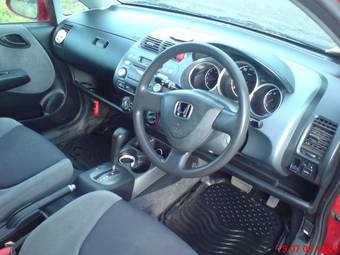 2002 Honda Fit Photos