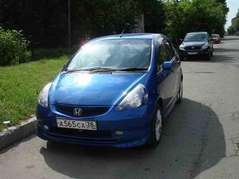 2002 Honda Fit Pictures