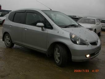 2002 Honda Fit Photos